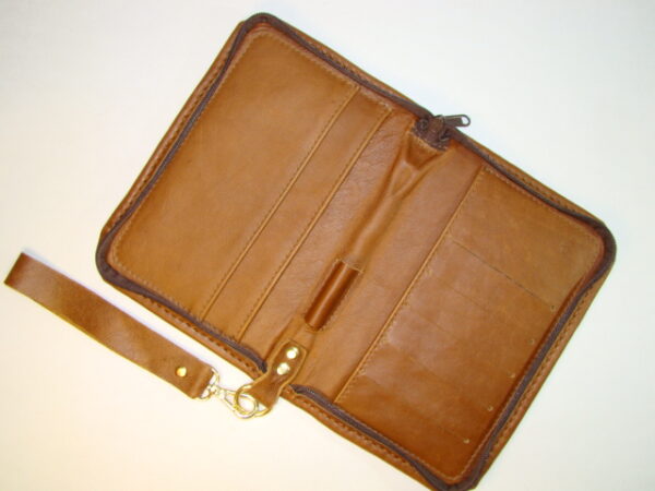Travelers Purse - Image 2